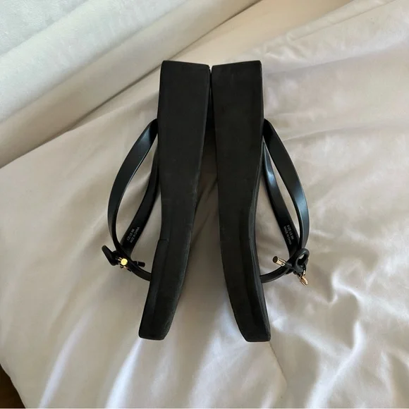 Kate Spade wedge flip flops - Picture 3 of 9